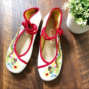 Chinese dragon shoes